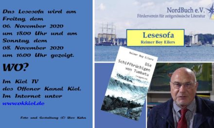 Reimer Boy Eilers auf dem Lesesofa